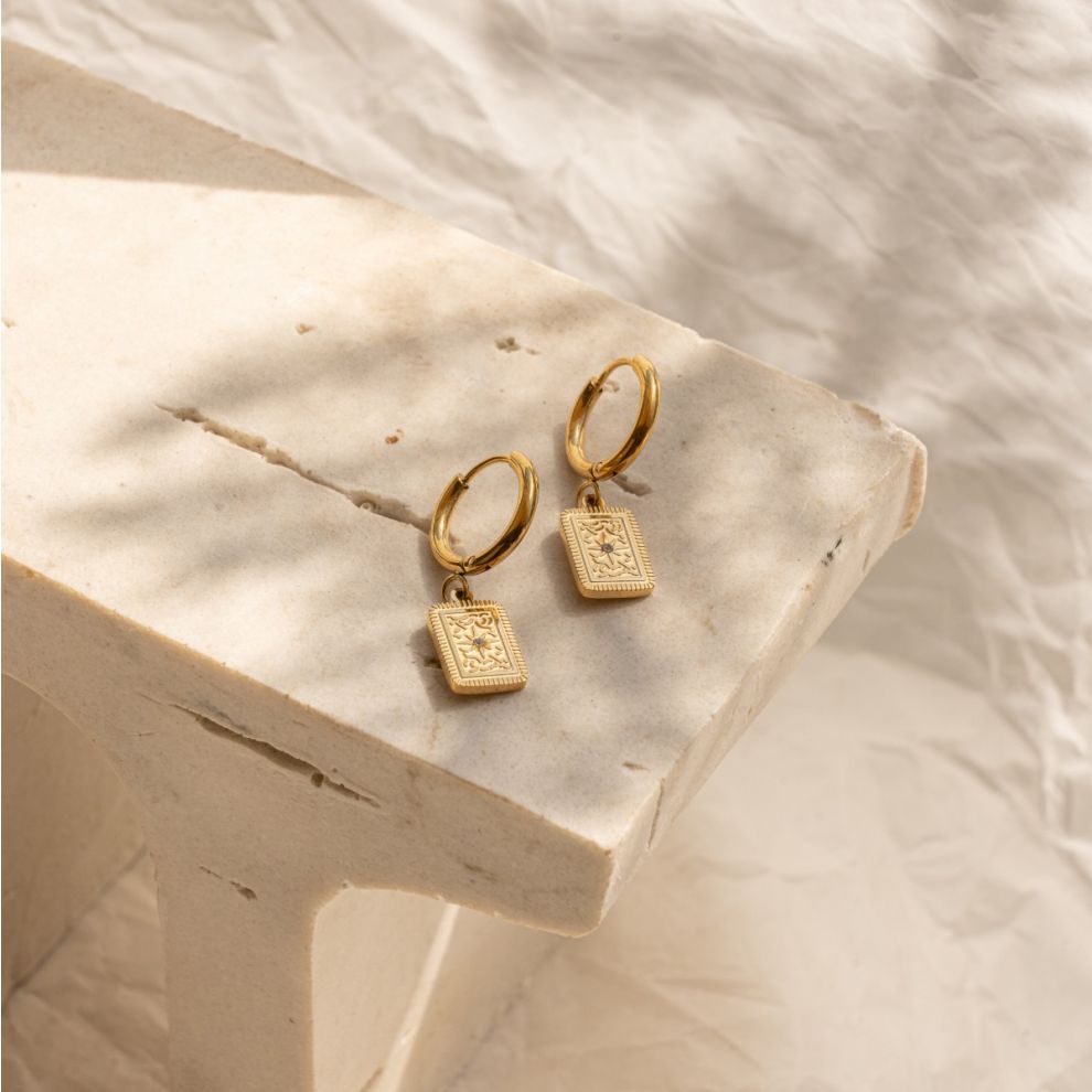 Arianna Huggie Earrings