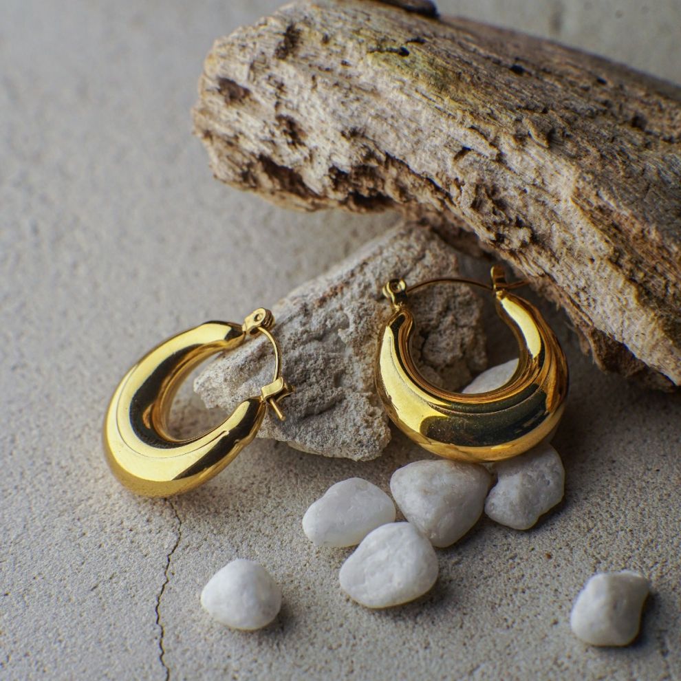 Rita Gold Hoop Earrings